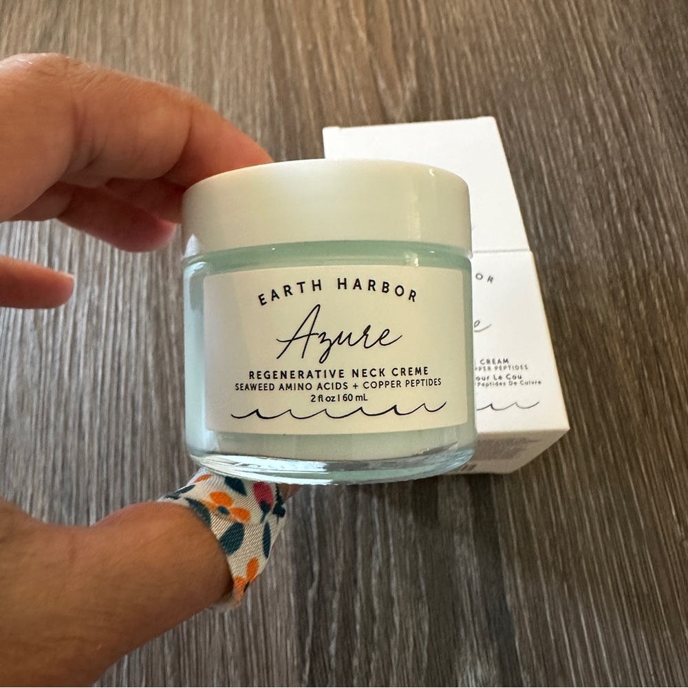 NWB Earth Harbor Regenerative Neck Cream Seaweed Amino Acids 2fl oz/60ml